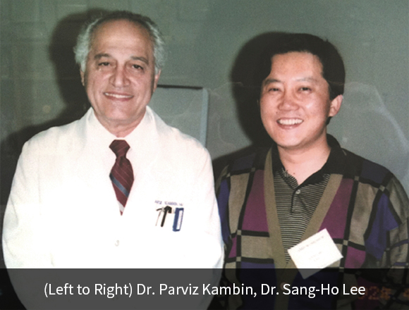 (Left to Right) Dr. Parviz Kambin, Dr. Sang-Ho Lee
