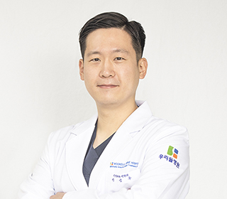 Dr. Lee Sun Woo